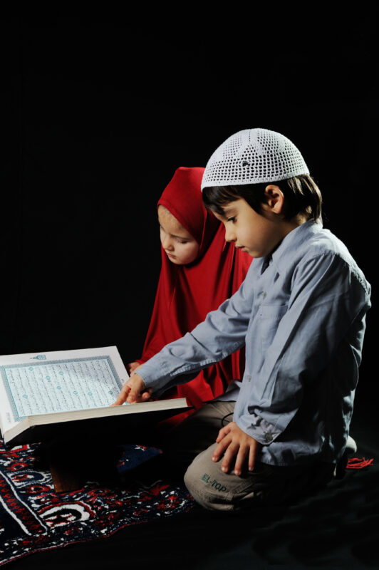kids-reading-holy-quran